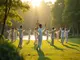 mit-tai-chi-im-park-sims-zu-mehr-balance-und-gelassenheit